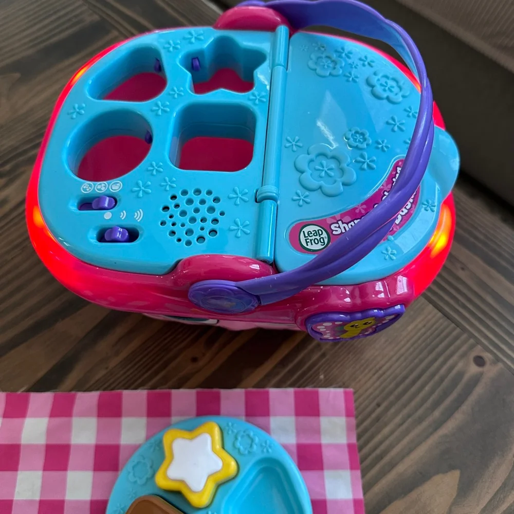 LeapFrog Shapes & Sharing Picnic Basket Pink Blue Toy Missing Pieces